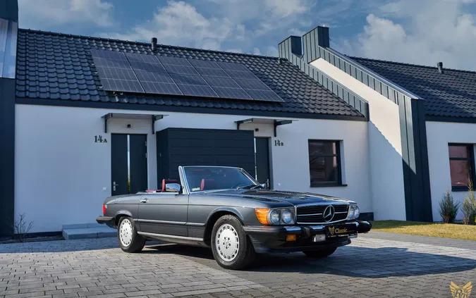 samochody osobowe Mercedes-Benz SL cena 119000 przebieg: 166240, rok produkcji 1986 z Słubice